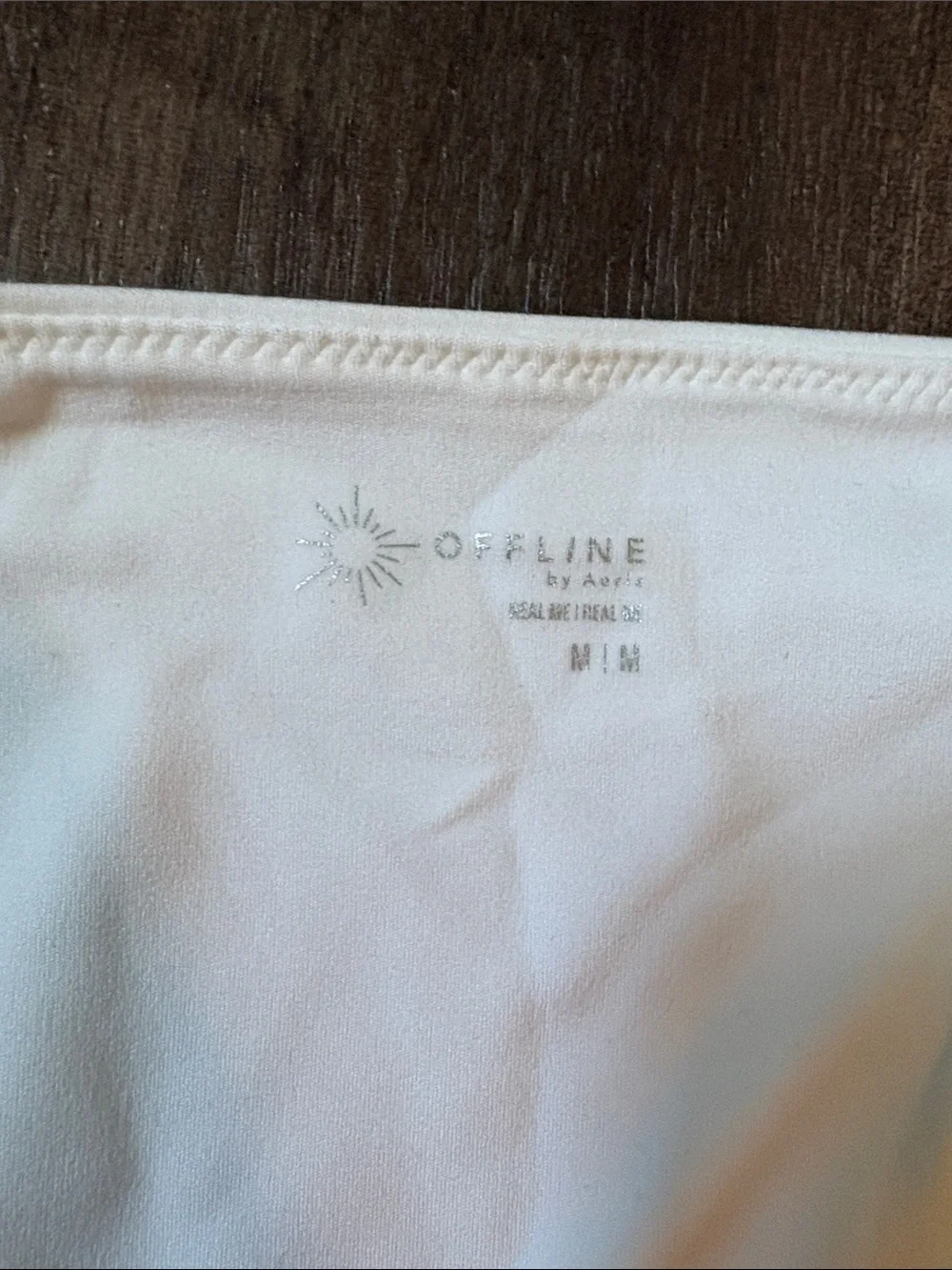 Aerie White V-Neck Women's Crop Top - Picture 2 of 4